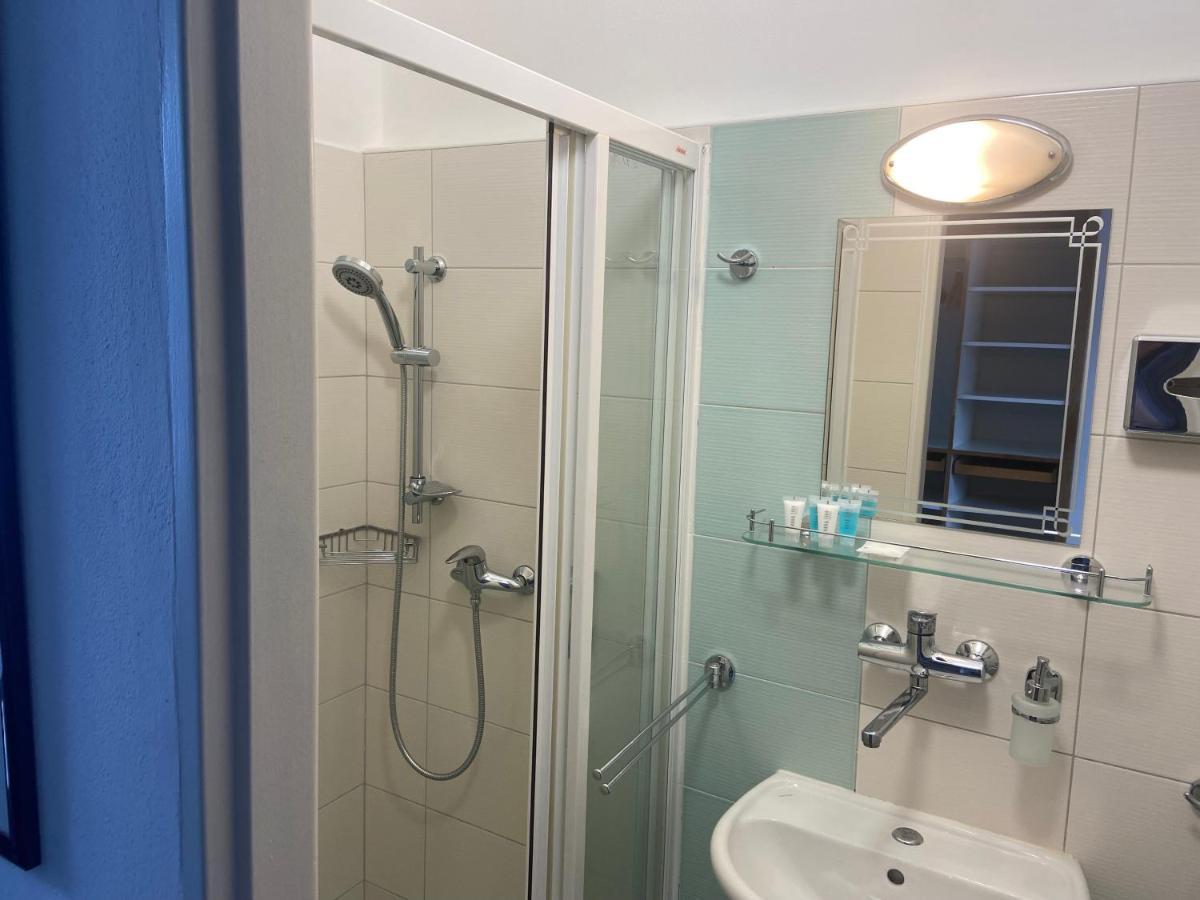 Aparthotel Slezak Litomysl Ngoại thất bức ảnh