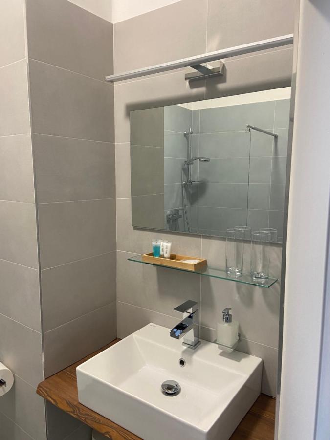 Aparthotel Slezak Litomysl Ngoại thất bức ảnh