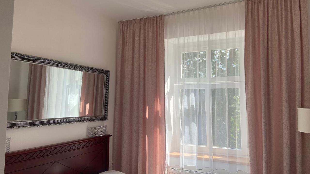 Aparthotel Slezak Litomysl Ngoại thất bức ảnh