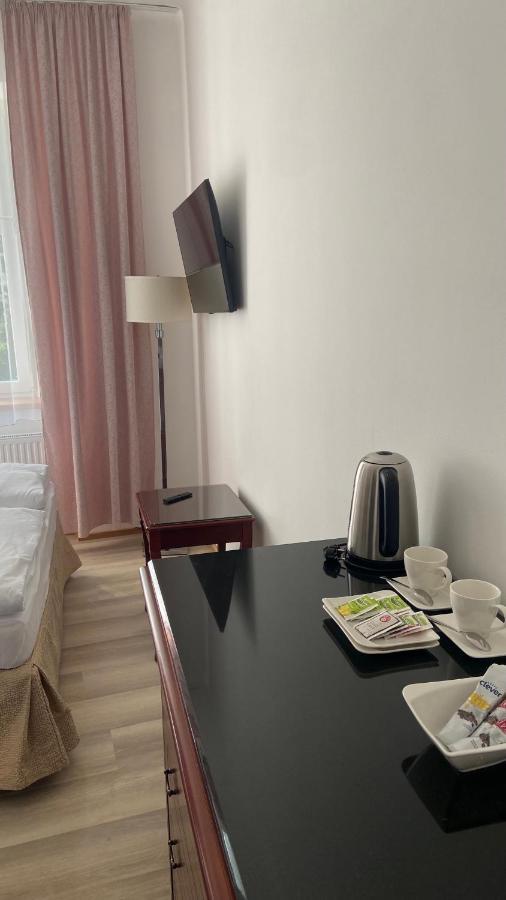 Aparthotel Slezak Litomysl Ngoại thất bức ảnh